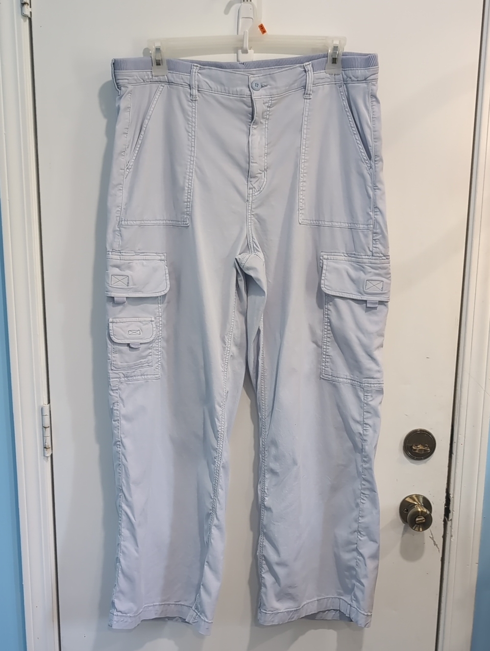 American Eagle Women's Dreamy Drape Baggy Wide Leg Cargo Pants Size 18 Regular